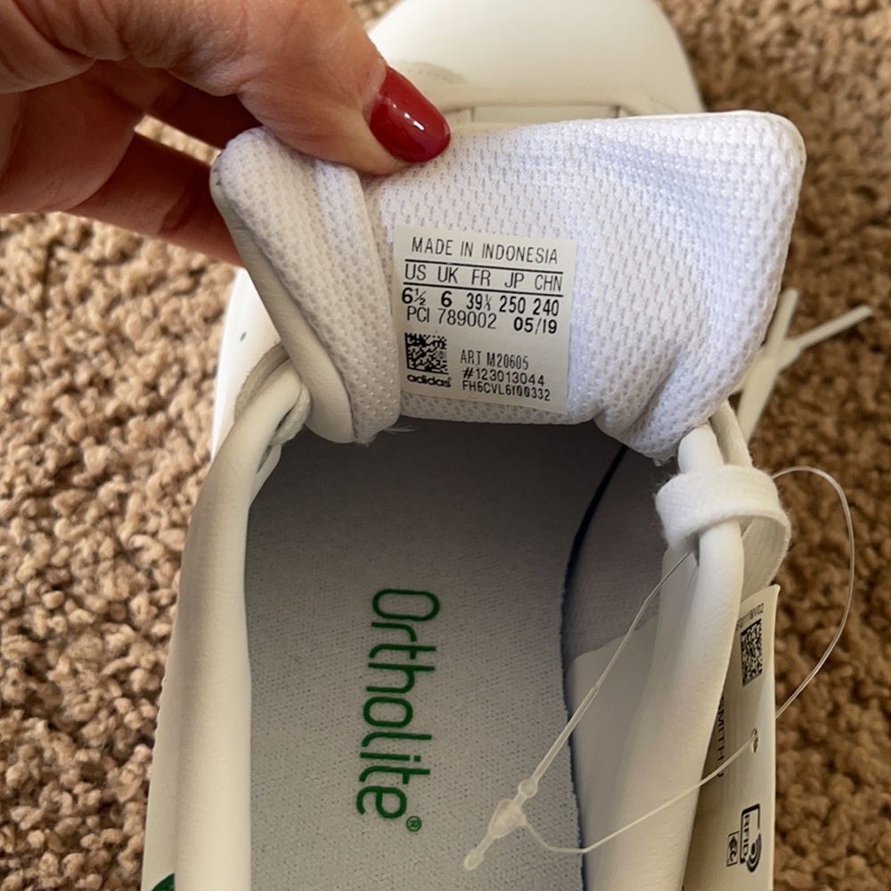 Adidas Stan Smiths View 4